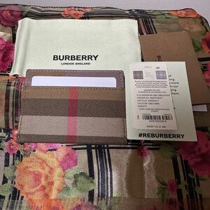 NWT Burberry card holder.